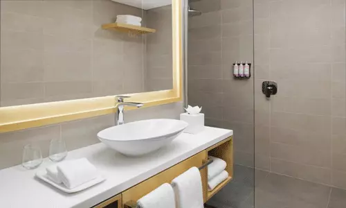 هتل موون پیک ریزورت آل مرجان آیلند دبی